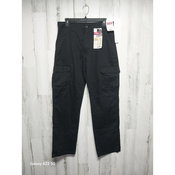 Wrangler Relaxed Fit Straight Leg Black Cargo Psnts Size 32x32 NWT - Picture 1 of 8
